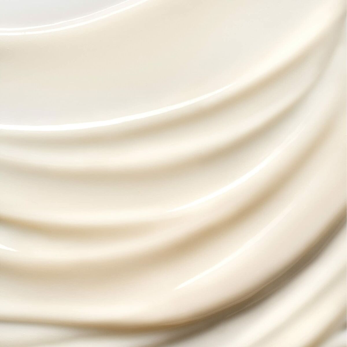 Texture of creamy gel highlighting the smooth and luxurious finish of Elemis Dynamic Resurfacing cleanser.