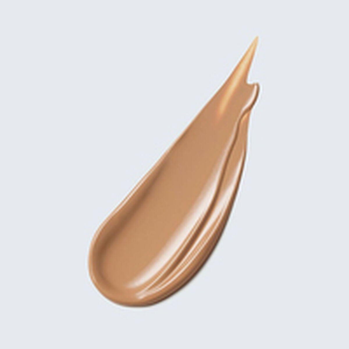 Swatch of Estee Lauder Futurist N foundation in shade Nº 3N, showcasing its smooth, creamy texture.