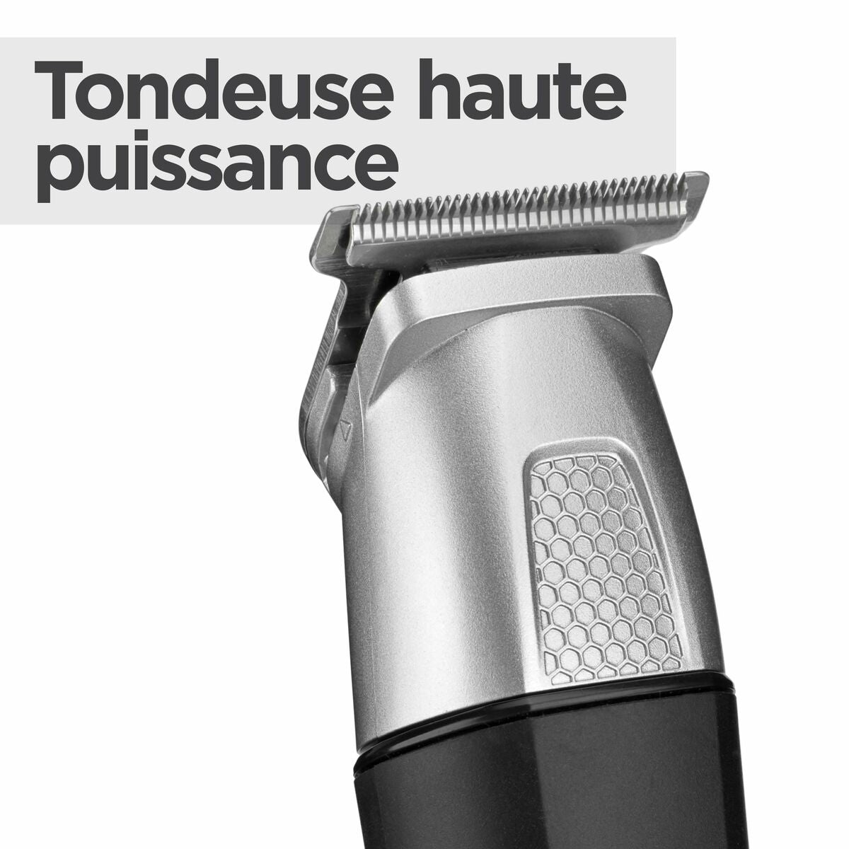 Tondeuse Babyliss MT812E avec tête de coupe haute puissance pour un entretien des cheveux de précision.