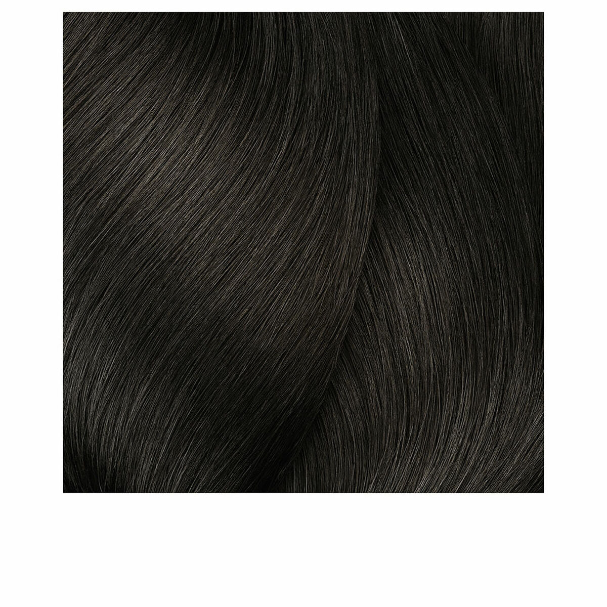 L'Oreal Professionnel Paris MAJIREL hair mask showing smooth, shiny dark hair strands for a vibrant look.