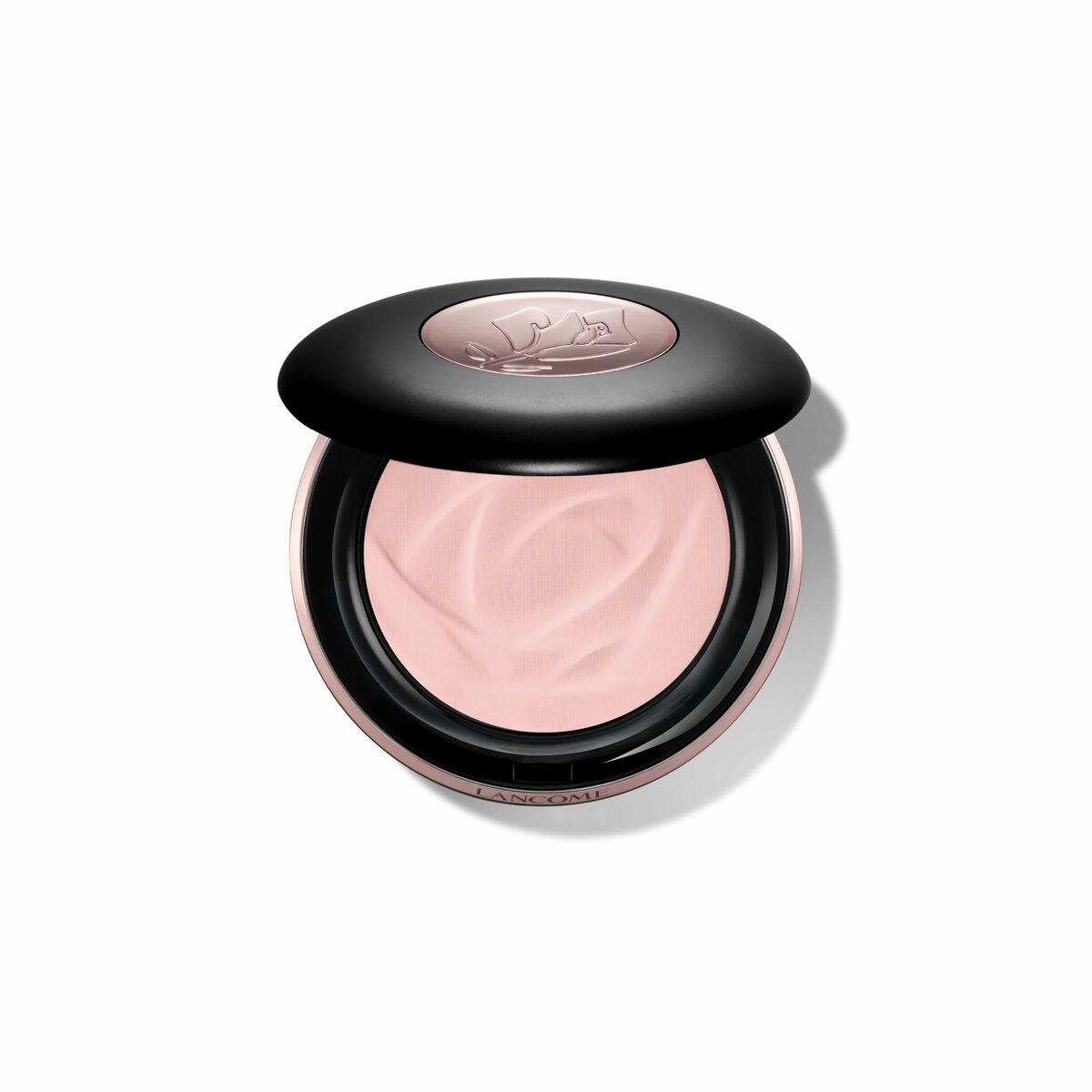 Poudrier de Maquillage Lancôme TEINT IDOLE ULTRA WEAR avec une teinte rose, conçu pour un teint parfait.