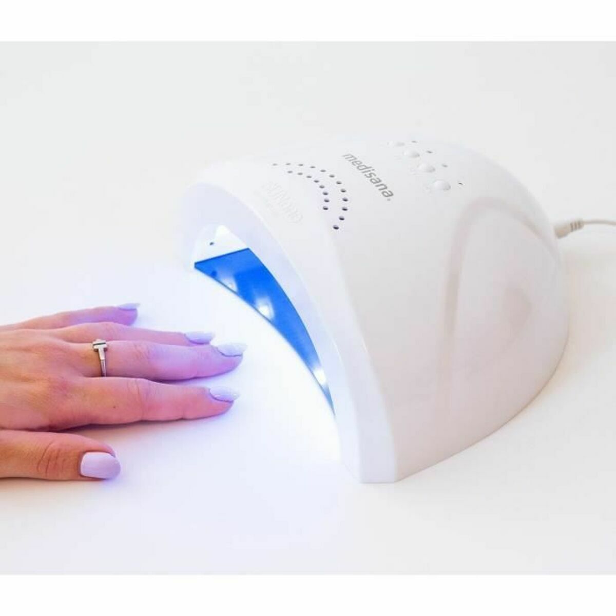 Séchoir à ongles Medisana NDA80, appareil de séchage avec lumière LED, utilisation esthétique à domicile.