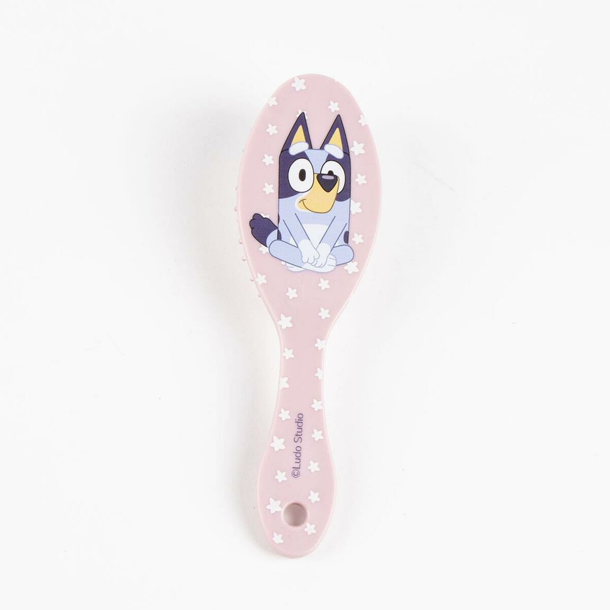 Brosse à cheveux rose avec un motif Bluey, idéale pour les enfants. Accessoire de coiffure amusant pour un look stylé.